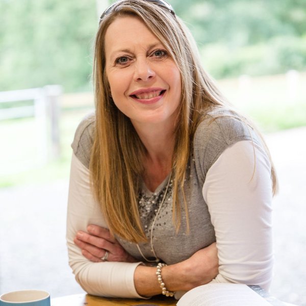 Profile artwork for Sarah Orchard