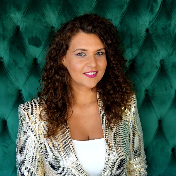 Profile artwork for Florentina Gionea